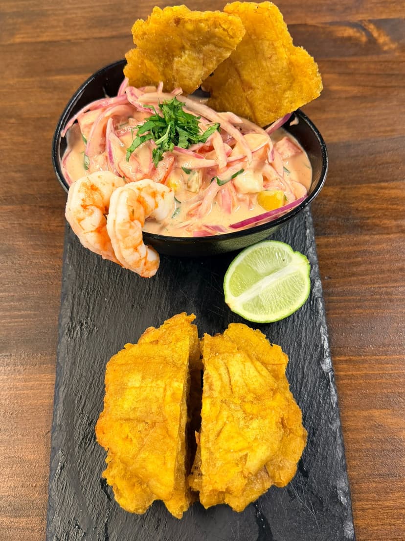 Cóctel de camarón/ Shrimp cocktail