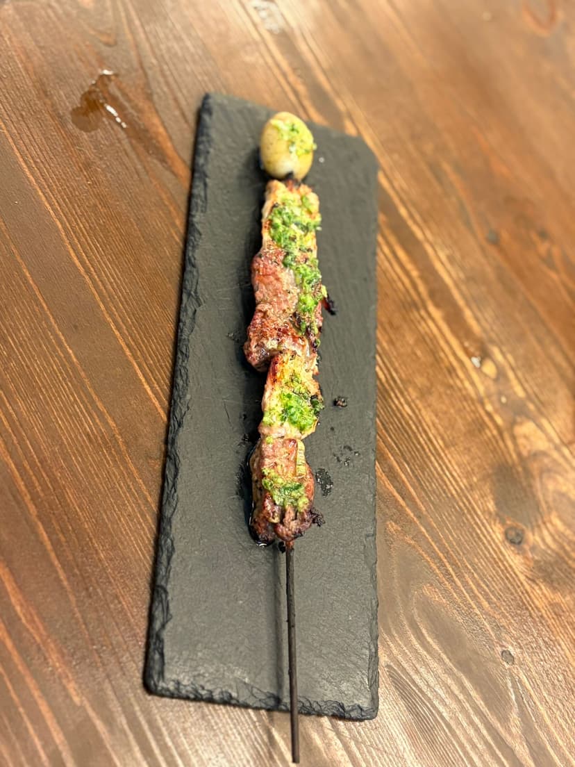 PINCHO DE CERDO/ PORK SKEWER